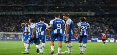 Espanyol evinde hata yapmad�