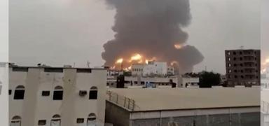 �srail Yemen'i bir kez daha vurdu