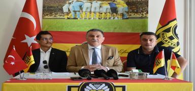 Yeni Malatyaspor'da Ayd�n ��kur, kul�p ba�kal���na se�ildi