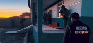 Mali su� �rg�tlerine a��r darbe