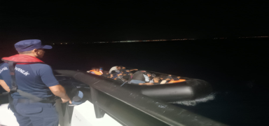 Ayval�k'ta 8'i �ocuk 23 d�zensiz g��men yakaland�