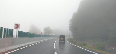 Bolu Da��'nda etkili olan sis ula��m� olumsuz etkiliyor