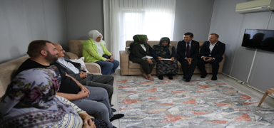 Cumhurba�kan� Erdo�an'�n 'Ter�rs�z T�rkiye' mektubu Sakarya'daki �ehit ailesine ula�t�