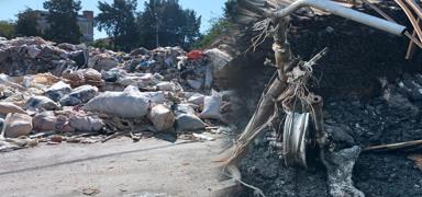 30 y�ll�k emekleri k�l oldu