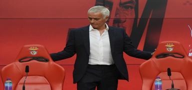 Jose Mourinho, Benfica ile imzalad!