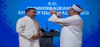 Diyanet'te devir teslim