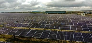 Uluslararas� kurulu� analiz etti: Hibrit g�ne� kapasitesi T�rkiye'nin enerjisine  katk� sa�layabilir