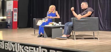 Z�leyha Ortak ile Beyhan Budak, festivalde izleyicilerle bulu�tu