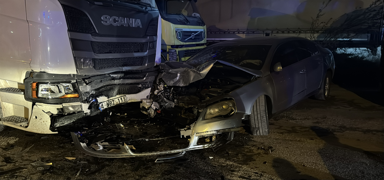 Korkun� kaza: 4 ki�i a��r yaraland�