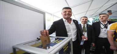 Fenerbah�e'de Sadettin Saran oyunu kulland�