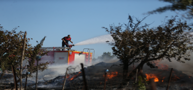 Alevlerle mcadele sryor