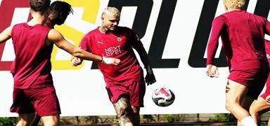 Galatasaray'da Alanyaspor ma�� haz�rl�klar� s�r�yor