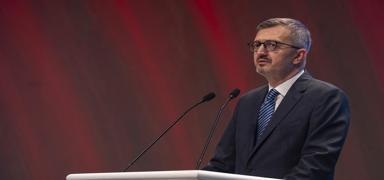 �leti�im Ba�kan� Duran'dan Deniz Kuvvetleri G�n� payla��m�