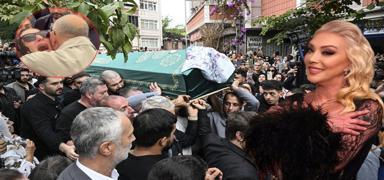 O anlar y�rekleri s�zlatt�: Annem gitti baba