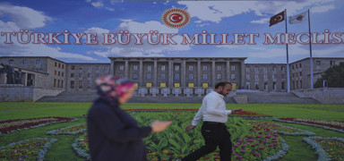 TBMM yeni yasama y�l�na 5G h�z�nda internetle girecek