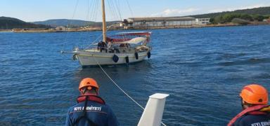 anakkale Boaz'nda arza yapan tekneye acil mdahale: Gvenle limana ekildi