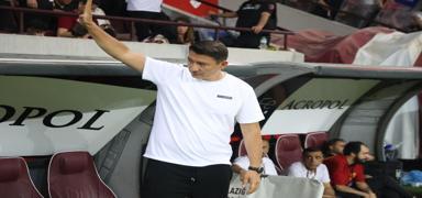 Elaz��spor'da F�rat G�l d�nemi sona erdi