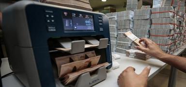 KKM'de erime s�r�yor: Bir ayda 2,2 milyar dolar azald�