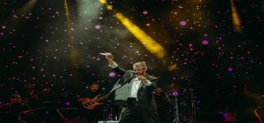 Resul Dindar �stanbul K�lt�r Yolu Festivali'nde sahneye ��kt�