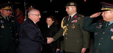 Bakan G�ler, MKE'nin Fi�ek-�mla Montaj Hatt�'n�n a��l�� t�reni i�in Mo�olistan'a gitti