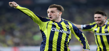 Fenerbah�e formas�yla ilk goller!