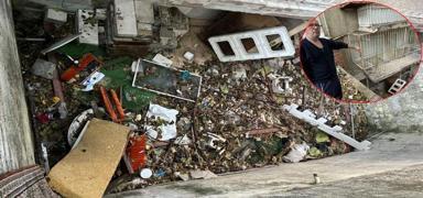 zmir'de p ev isyan! 'Sokaklarmz le gibi, bari evimiz temiz olsun'