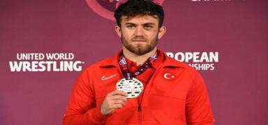 Sleyman Karadeniz, altn madalya kazand