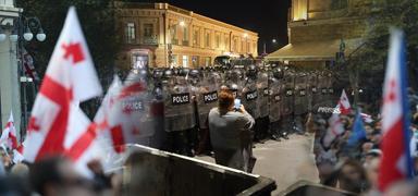 Cumhurba�kanl��� Saray�'n� ele ge�irmeye �al��t�lar! Polis m�dahale etti