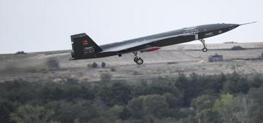 Bir stn baarya daha imza att