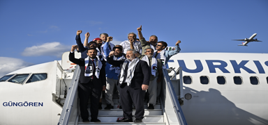 �srail'in al�koydu�u 36's� T�rk toplam 137 aktivist �stanbul'da: Soyk�r�mc�lar�n y�z�ne ter�ristsiniz dedik