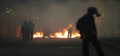 G�rcistan'daki protestoda ��kan arbedede 21 polis ve 6 g�sterici yaraland�