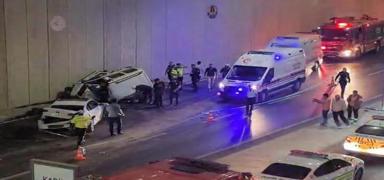 �anl�urfa'da zincirleme trafik kazas�nda 1 ki�i �ld�, 4 ki�i yaraland�