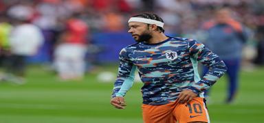Memphis Depay'�n pasaportu �al�nd�! Y�ld�z futbolcu milli tak�m� kamp�na kat�lamad�