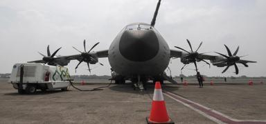 �ngiltere'den �srail'e katliam deste�i! 2025'te rekor k�rd�