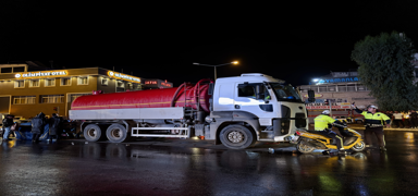 zmir'de vidanjrle arpan motosikletin srcs hayatn kaybetti