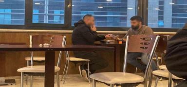 Adliyede su��st� yakaland�