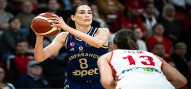 Fenerbah�e Opet farkl� galibiyetle ba�lad�