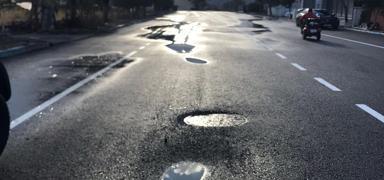 zmir'de asfalt facias! Yeni yaplan yol kstebek yuvasna dnd