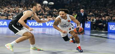 Anadolu Efes deplasmanda Partizan'a di� ge�iremedi