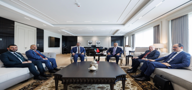 �nemli toplant� sonras� ilk a��klama! 'Suriye'yi T�rkiye'den ayr� g�rm�yoruz'