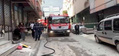 Beyo�lu'nda de�i�tirilen t�p alev ald�: 1 yaral�