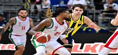 Kar��yaka Basketbol d��ar�da kay�p