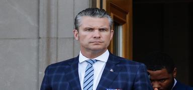 ABD'de medya krizi: �mzalamayan kovulacak