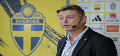 �sve� Milli Tak�m�'nda  Jon Dahl Tomasson ile yollar ayr�ld�