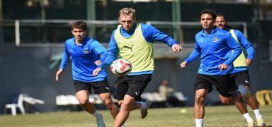 Manisa FK, Erzurumspor FK mesaisinde