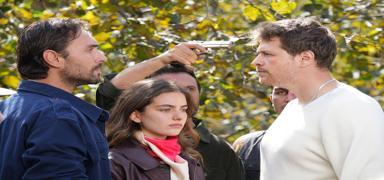 Ta�acak Bu Deniz'de f�rt�na kopuyor! Adil ve Eleni �l�mle burun buruna