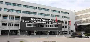 Antalya Bykehir Belediyesine ynelik yolsuzluk soruturmas! 6 pheliden 3' tutukland