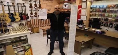 CHP'li belediye ele�tiriye tahamm�l edemedi! 15 y�ll�k esnaftan icra tepkisi