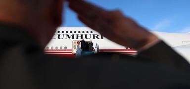 Kuveyt'te temaslar�n� tamamlayan Cumhurba�kan� Erdo�an Katar'a gitti