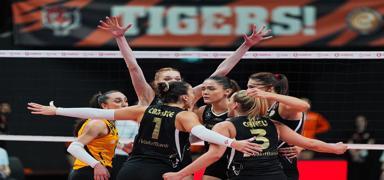 Vak�fBank, Eczac�ba��'n� deplasmanda ma�lup etti